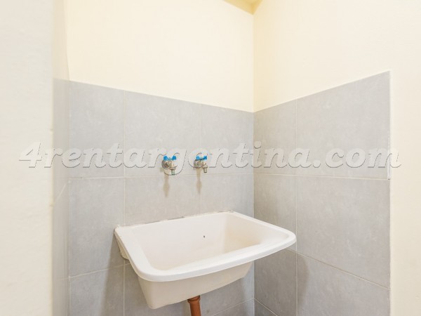 Corrientes and Pringles III: Apartment for rent in Almagro