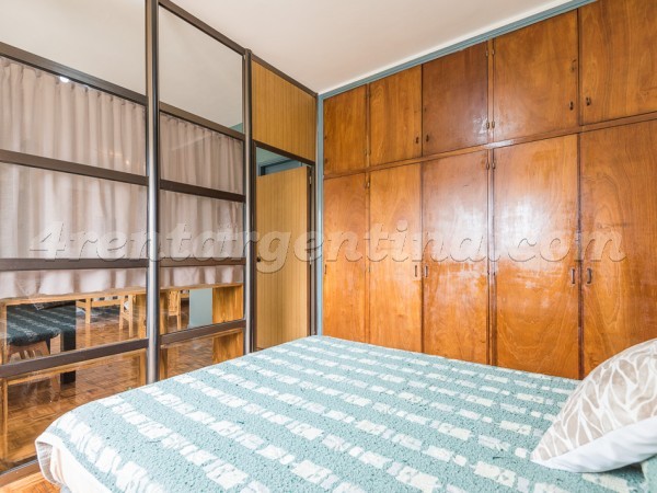 Apartamento Bernardo de Irigoyen e Alsina - 4rentargentina