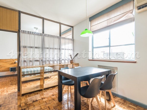 Apartamento Bernardo de Irigoyen e Alsina - 4rentargentina