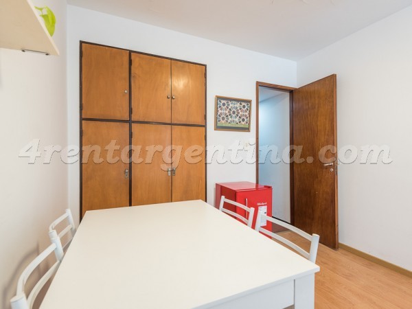 M.T. Alvear et Esmeralda III: Apartment for rent in Downtown