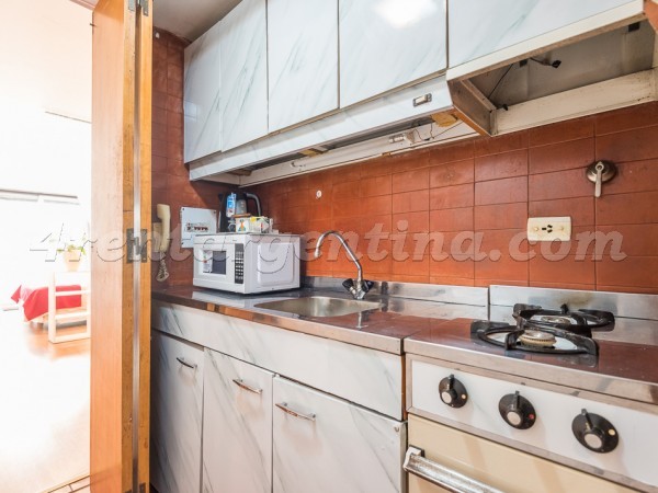 Apartamento Amoblado en M.T. Alvear y Esmeralda III, Downtown